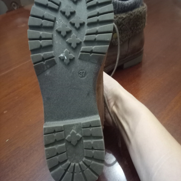 Coolway Brown Ankle Boots with Gray Knit Cuff - Picture 5 of 6